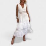 Aurélie - Vestido elegante de encaje con escote en V