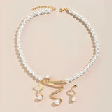 Juego de collar y pendientes de perlas naturales